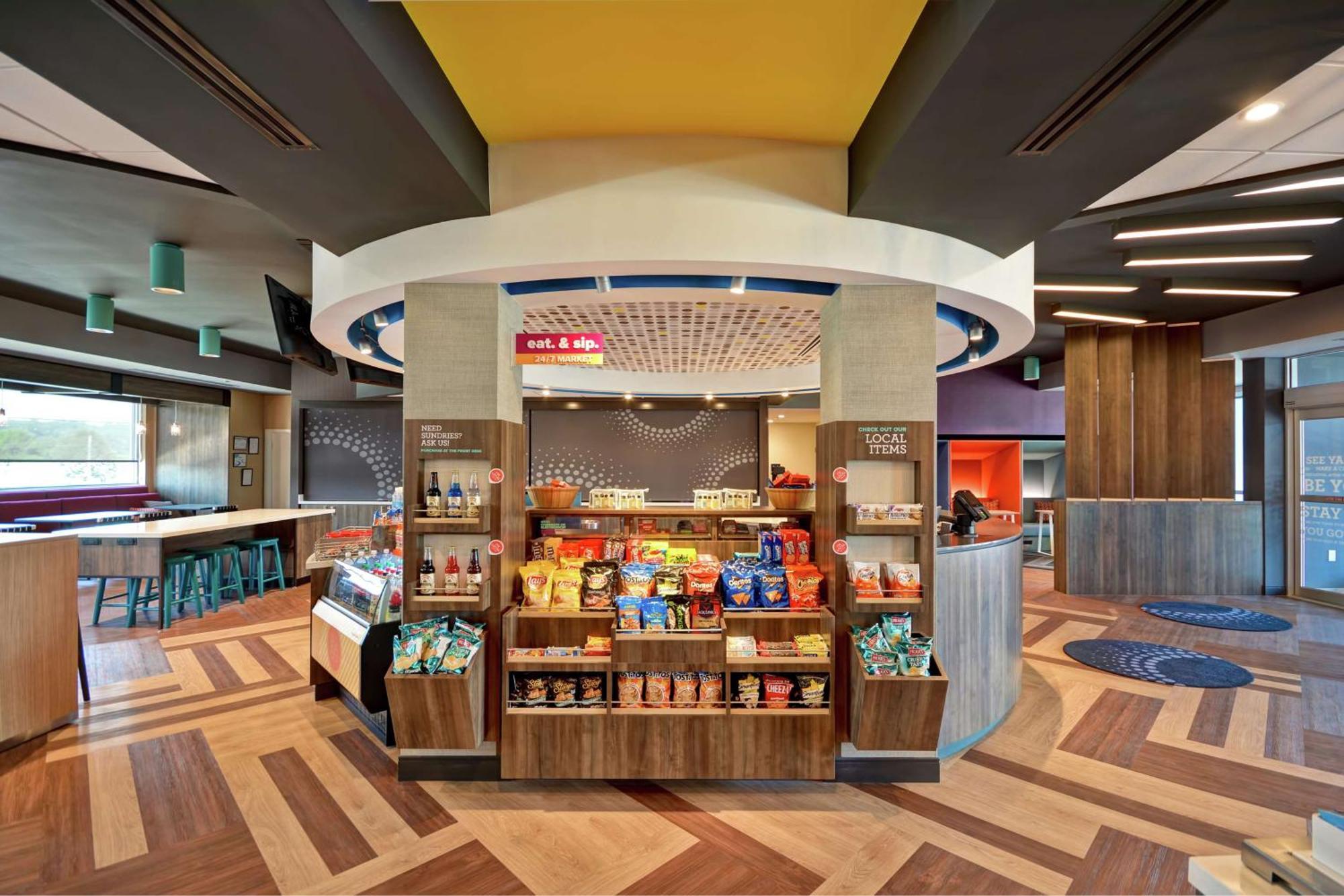 Tru By Hilton Denver, Pa Exterior photo